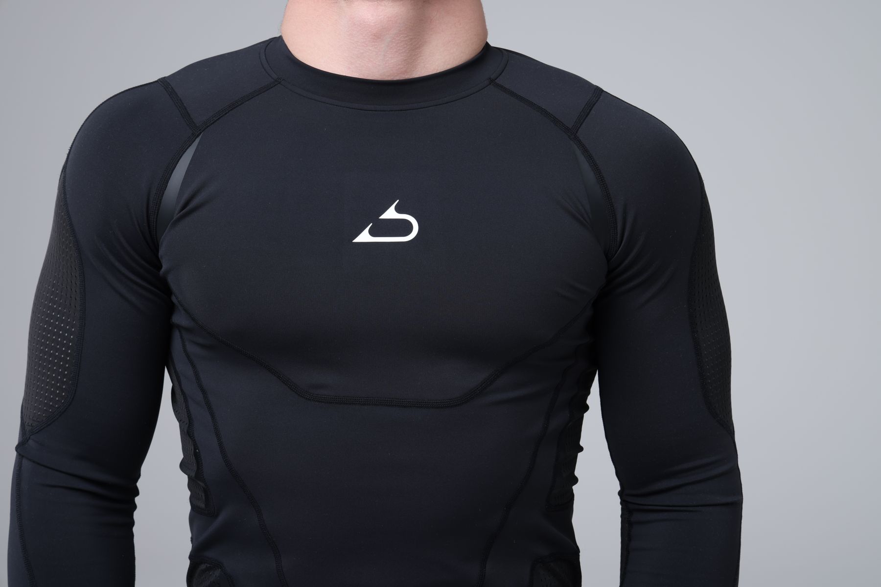 Front view of an Abjari compression long sleeve