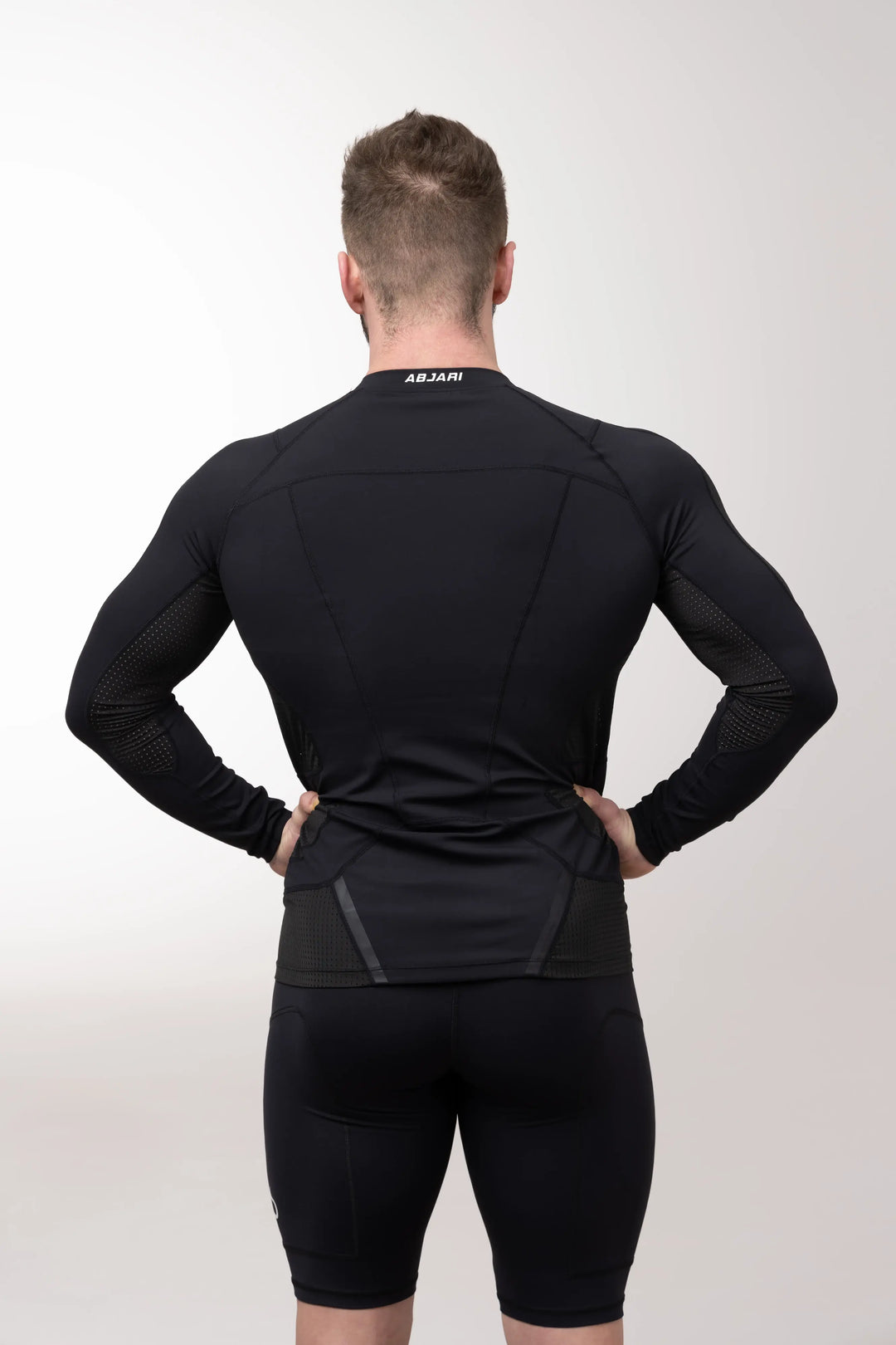 ABJARI SHIELD SLEEVES